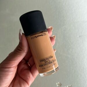 MAC FOUNDATION - NC42